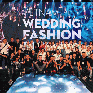 Việt Nam Wedding Fashion Show 2018 Tại Hồ Gươm